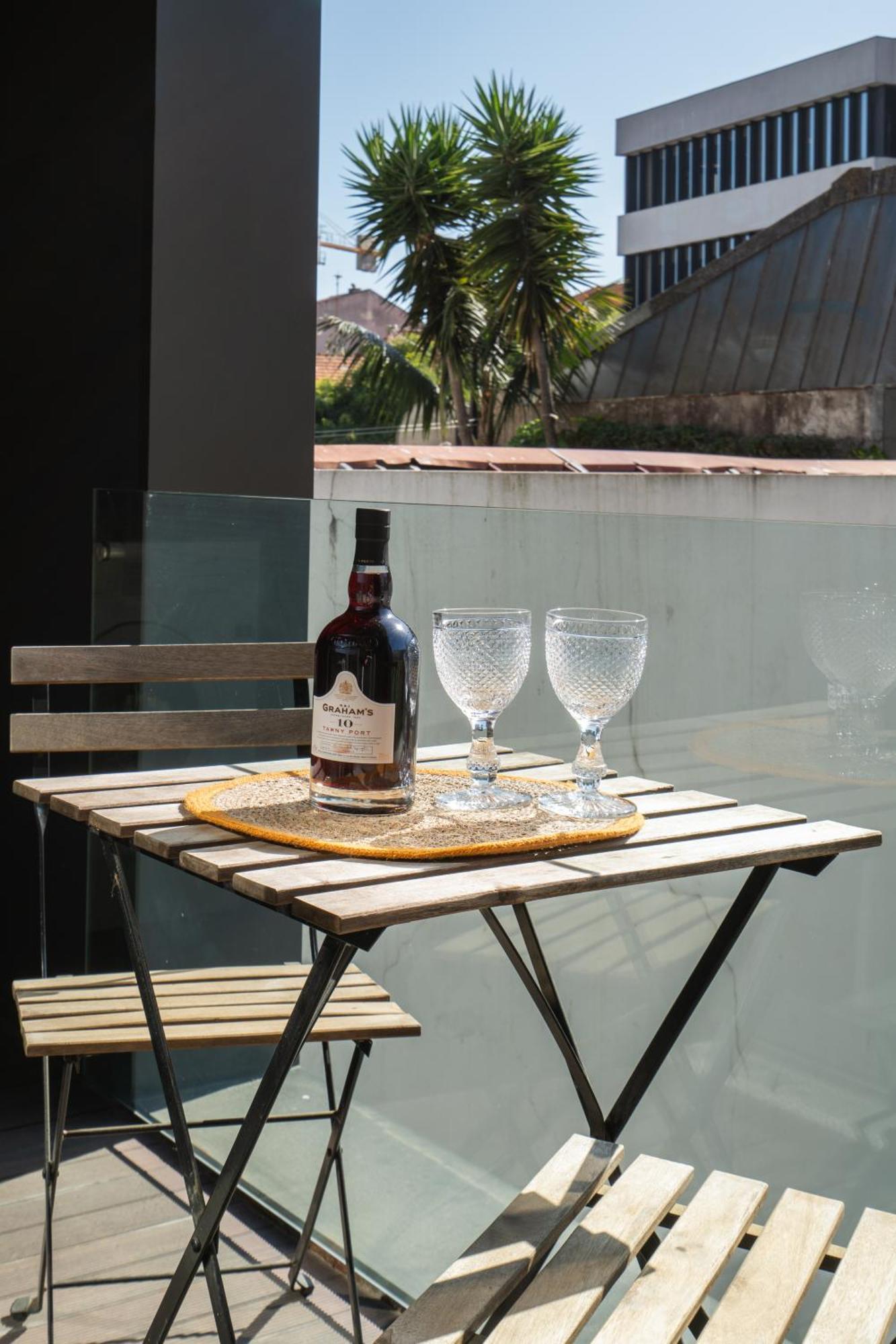 Host Wise - Charming Welcoming Flat - Centrally Located OOporto Exterior foto